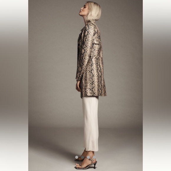 Anthropologie NWT BLANKNYC On The Move
Trench Coat size M. - Picture 2 of 11